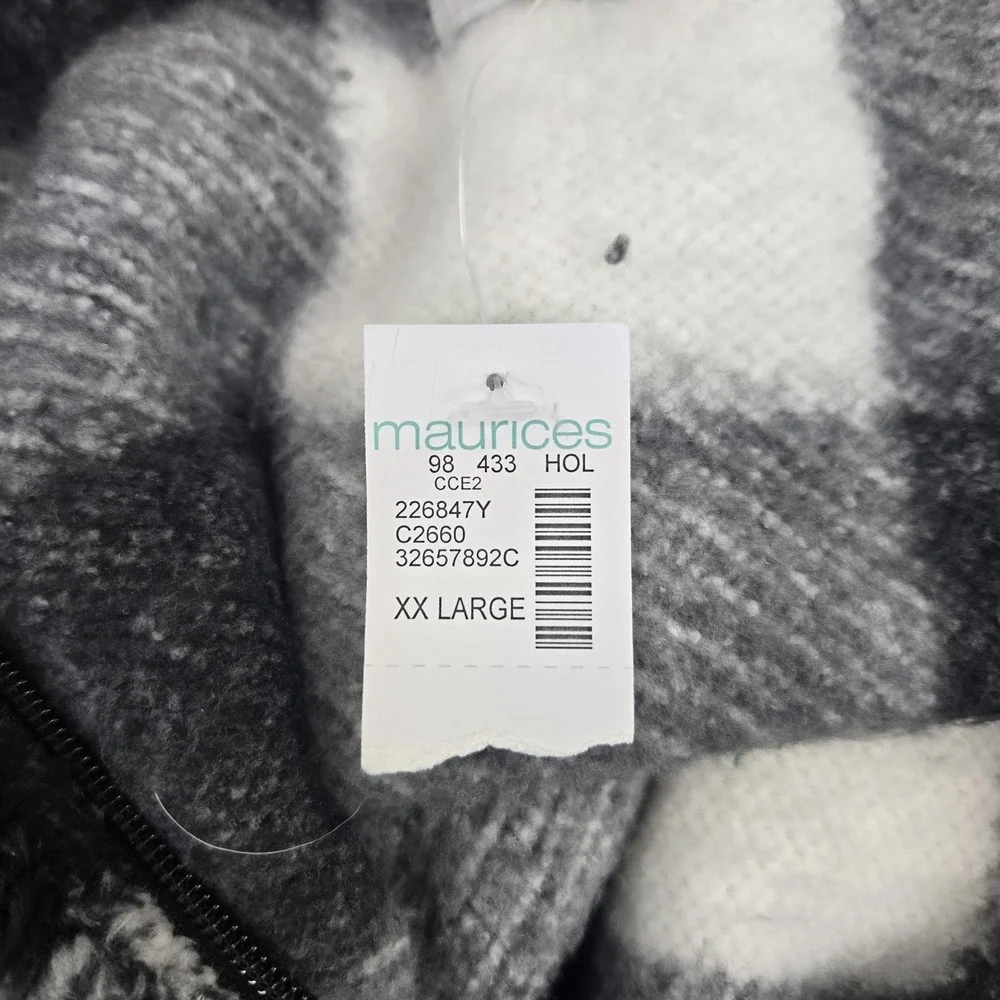 Maurices Women Vest XXL Black Check Fleece Coastal Grandmother Zipper Pocket NWT